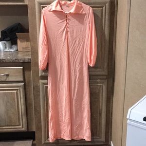 Women’s Size Small Pretty Peach Color Maxi Dress